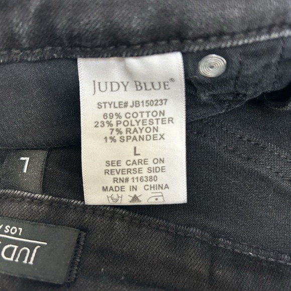 Judy Blue Black Hi-Rise Tummy Control Denim Jean Shorts Size Large Style #150237 - Picture 3 of 5